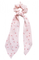 Roze scrunchie met sjaal