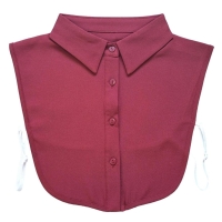 Rood kraagje met puntkraag