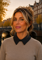 Zwart dameskraagje met kraaltjes