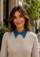 Blauw denim kraagje met lange puntkraag