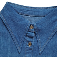Blauw denim kraagje met lange puntkraag