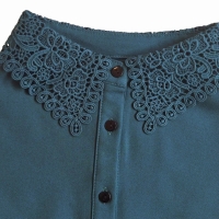 Groen dameskraagje met kant